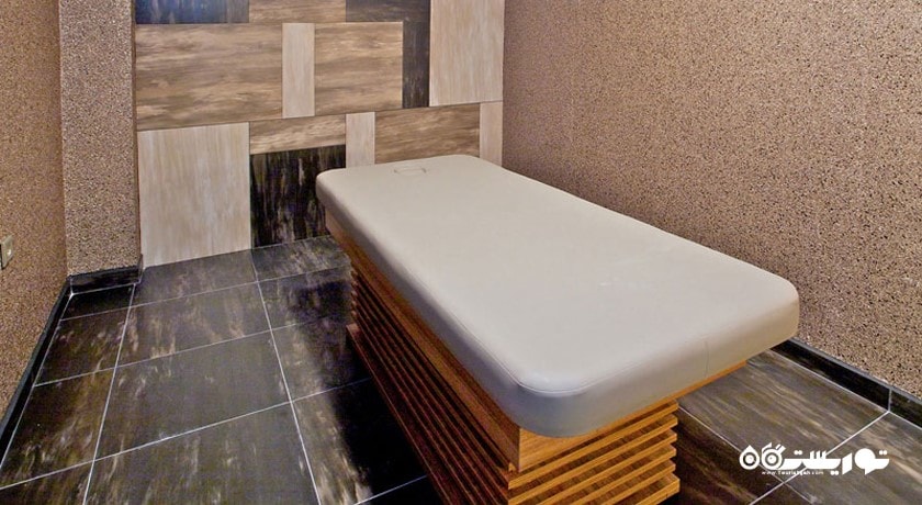 تخت ماساژ مرکز سلامتی و اسپا